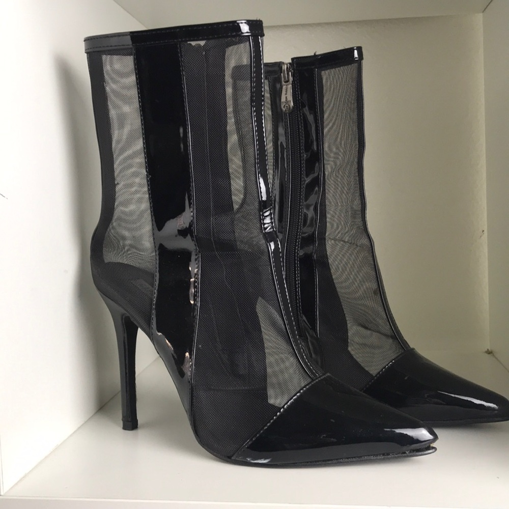 Black/Nude Booties